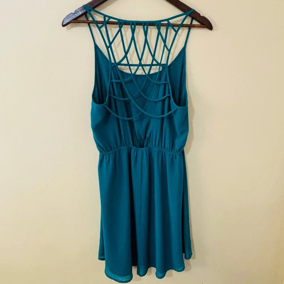 Lost April| Cute Green Caged Back Strappy Summer Dress Mini Skirt Sz M - Picture 4 of 9